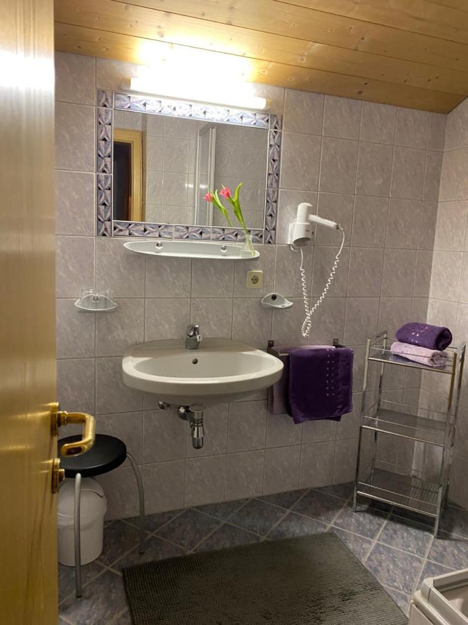 Aparts Handle Und Haus Bergblick Appartement Pfunds Buitenkant foto