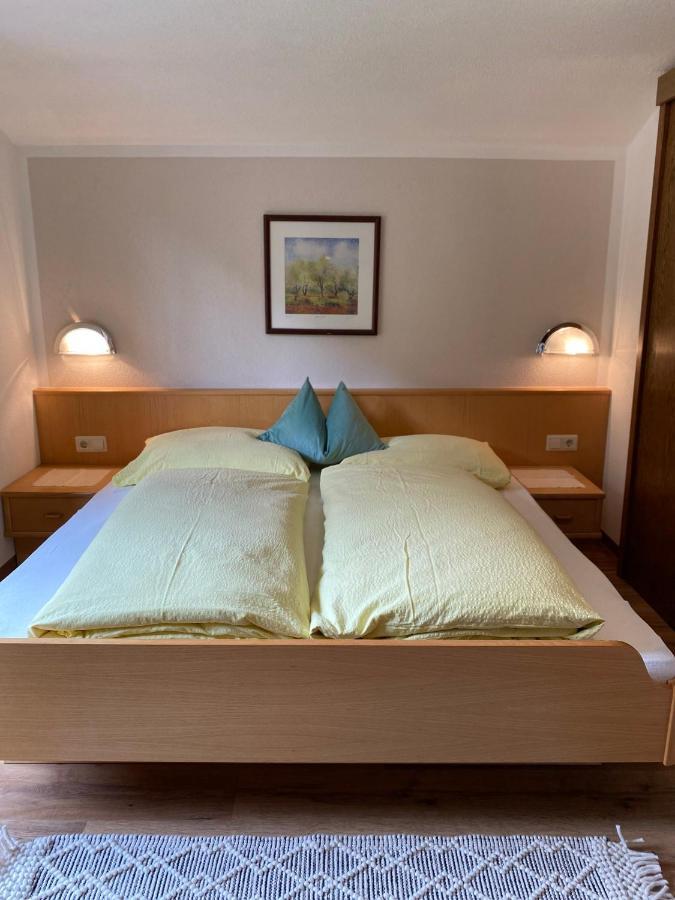 Aparts Handle Und Haus Bergblick Appartement Pfunds Buitenkant foto