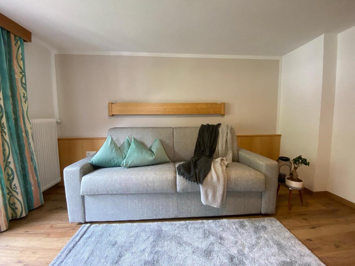 Aparts Handle Und Haus Bergblick Appartement Pfunds Buitenkant foto