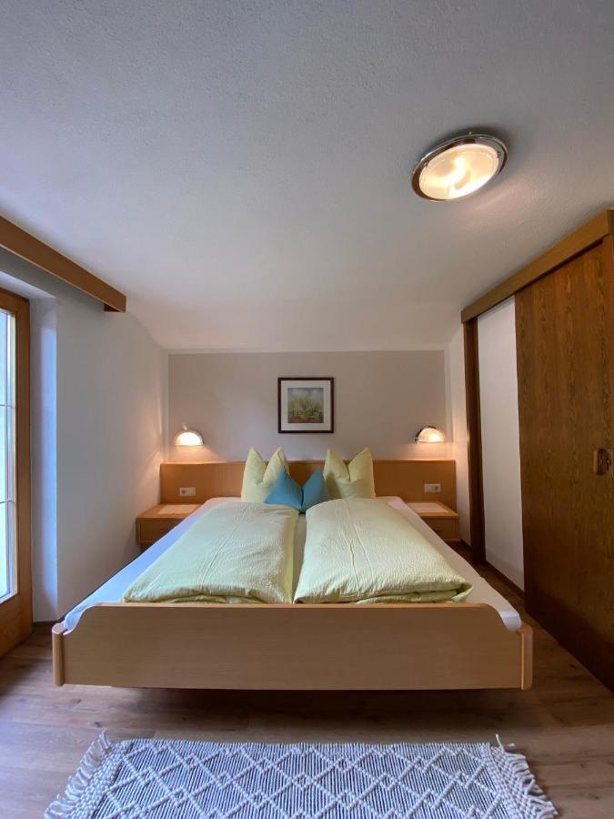 Aparts Handle Und Haus Bergblick Appartement Pfunds Buitenkant foto