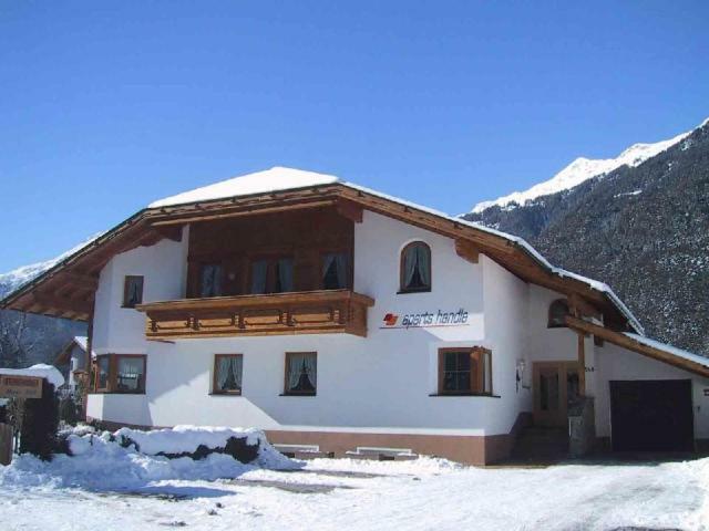 Aparts Handle Und Haus Bergblick Appartement Pfunds Buitenkant foto