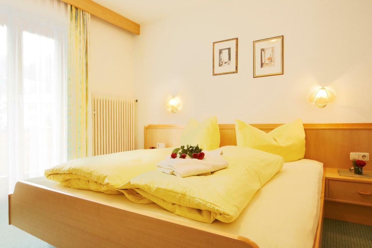 Aparts Handle Und Haus Bergblick Appartement Pfunds Buitenkant foto